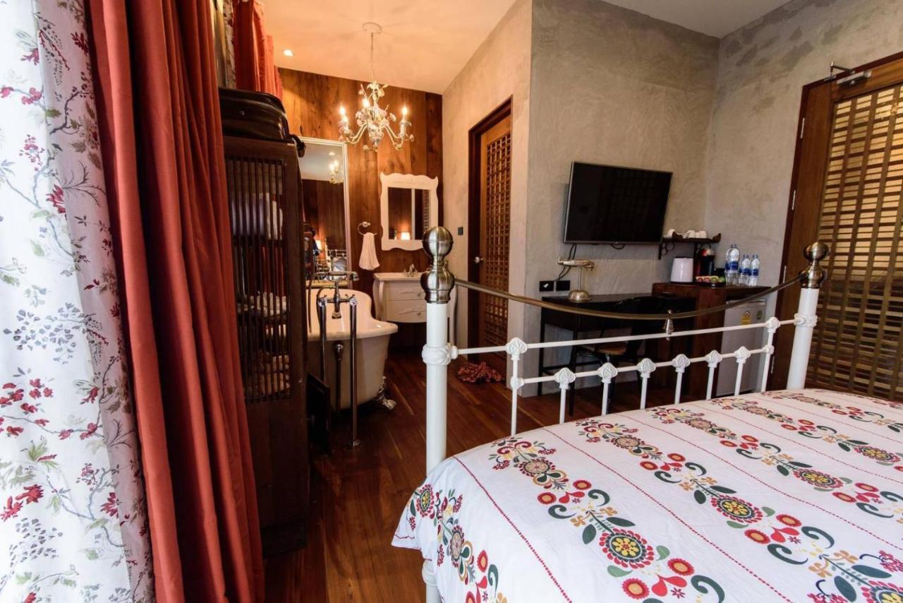 Roomquest Rimrabeang At Амфава Екстериор снимка